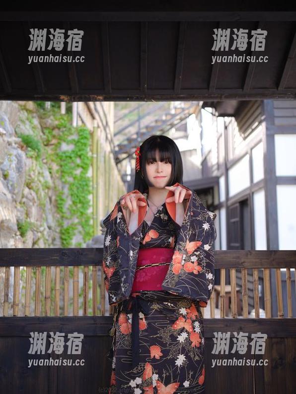 Jang Joo(장주)的性感护士让人眼前一亮，光影与美图的自由碰撞